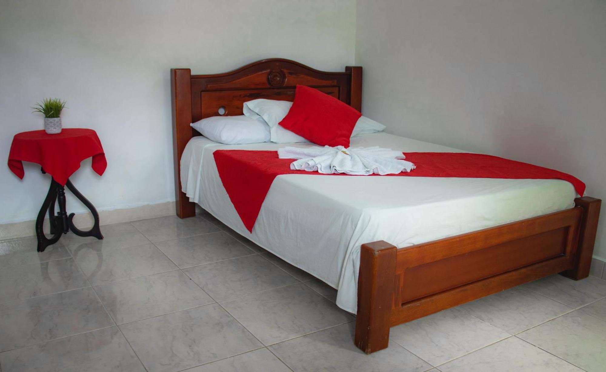 Casa Hotel Las Antillas Толу Экстерьер фото